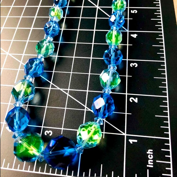 Gorgeous Vintage Ocean Blue Rock Crystal Deco Necklace - Picture 6 of 11